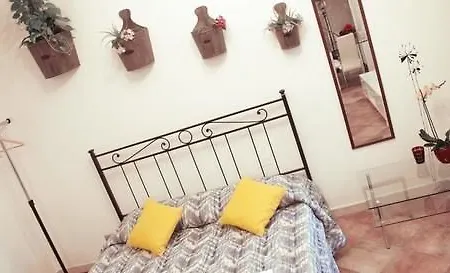 Fleur De Lis Plaza Bed & Breakfast Bergamo